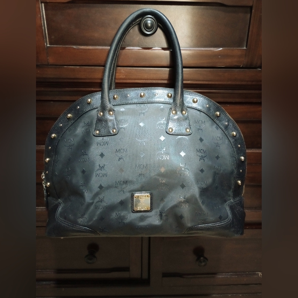 MCM Bags - Picture 2 of 16